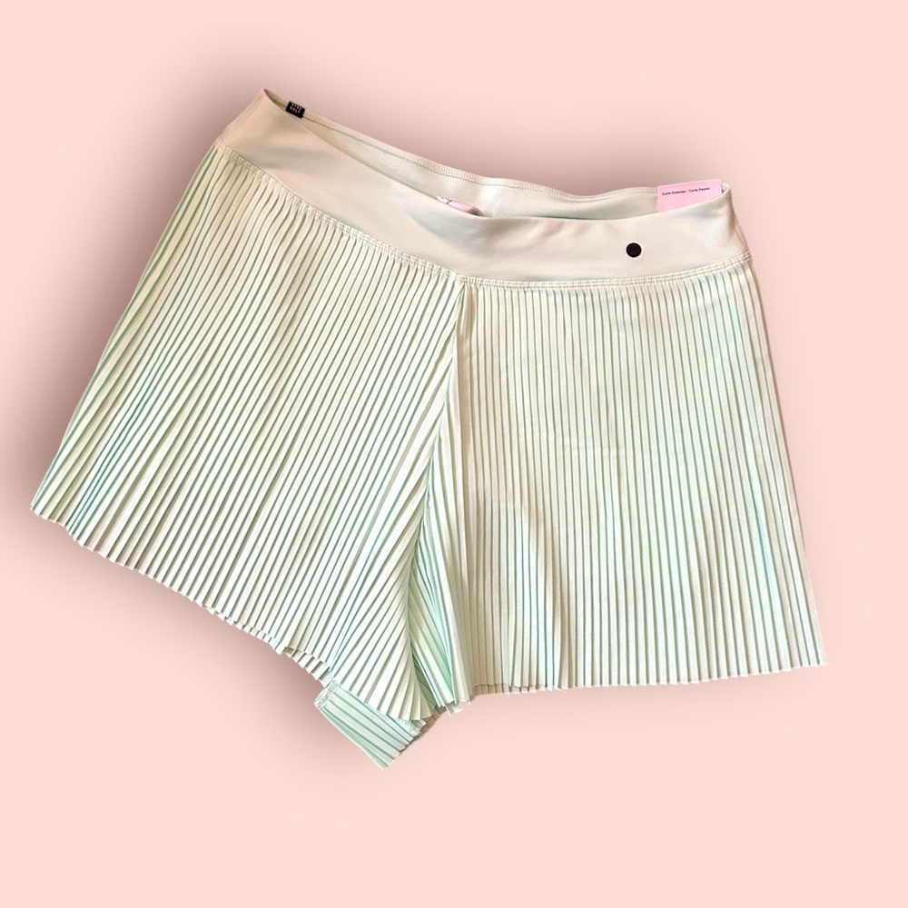 Nike Dri-FIT Ace Pleated Golf Shorts | Mint Foam Green